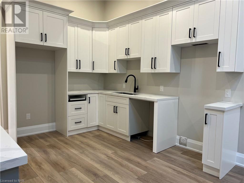43 JARVIS Street Unit# 202, fort erie, Ontario