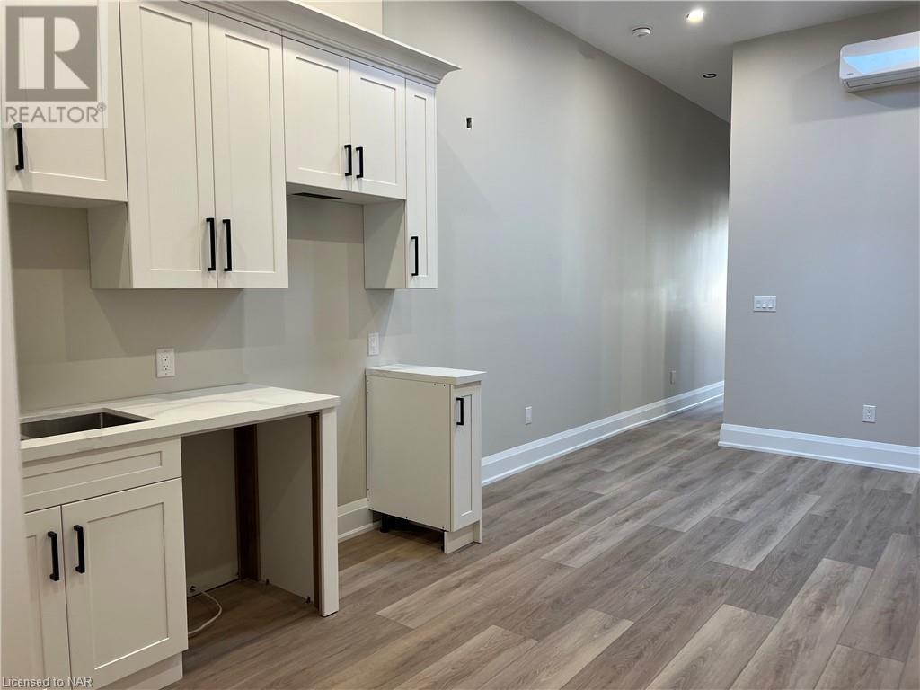 43 Jarvis Street Unit# 202, Fort Erie, Ontario  L2A 2S3 - Photo 3 - 40500460