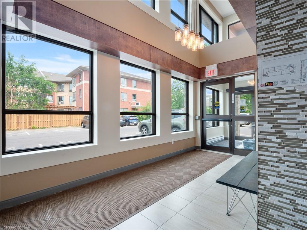 26 Wellington Street Unit# 103, St. Catharines, Ontario  L2R 5P8 - Photo 2 - 40501735
