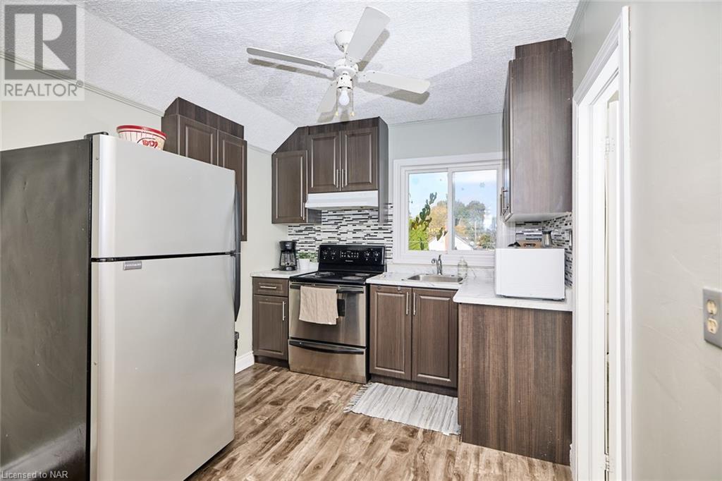 5267 Mcrae Street, Niagara Falls, Ontario  L2E 1P9 - Photo 11 - 40495778