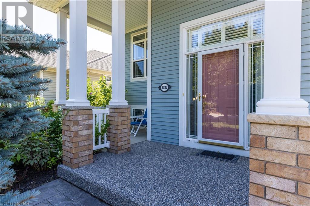3382 Dustan Street, Vineland, Ontario  L0R 2E0 - Photo 2 - 40495990