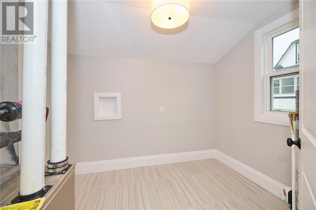 248 Henrietta Street, Fort Erie, Ontario  L2A 2K7 - Photo 14 - 40502601