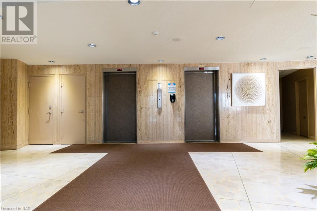 15 Towering Heights Boulevard Unit# 904, St. Catharines, Ontario  L2T 3G7 - Photo 6 - 40497163
