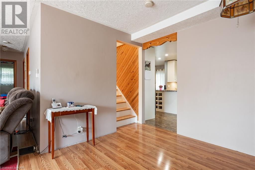 399 Bertie Bay Road, Fort Erie, Ontario  L2A 5M4 - Photo 11 - 40501876