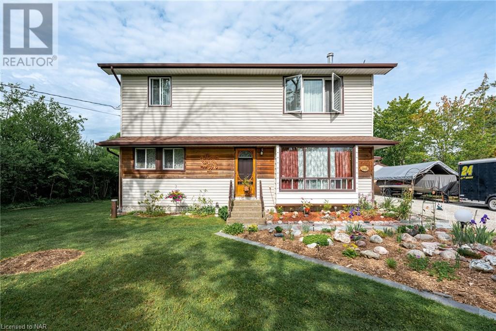 399 Bertie Bay Road, Fort Erie, Ontario  L2A 5M4 - Photo 2 - 40501876