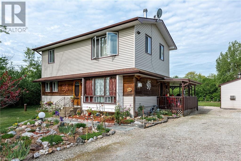 399 Bertie Bay Road, Fort Erie, Ontario  L2A 5M4 - Photo 3 - 40501876