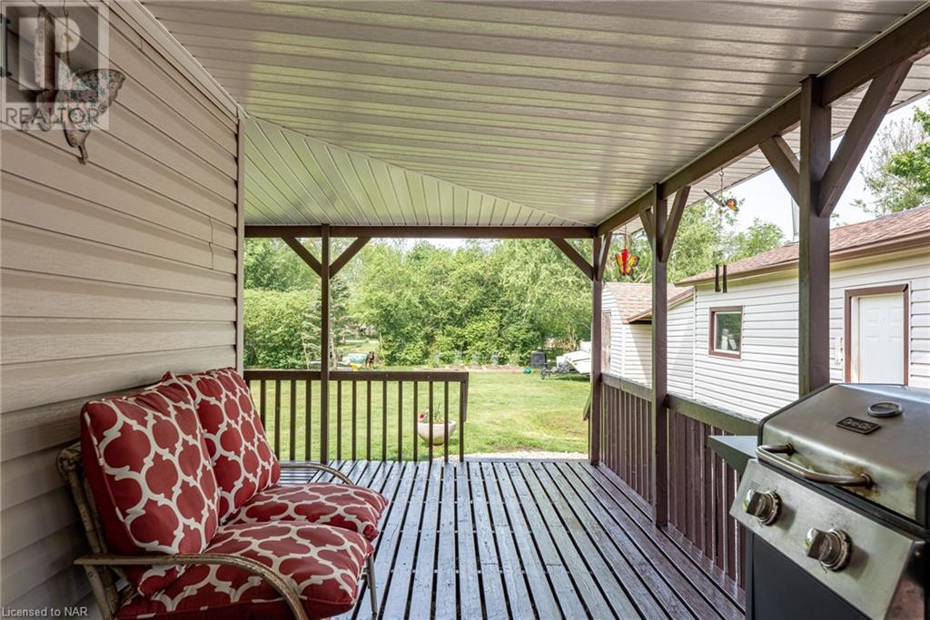 399 Bertie Bay Road, Fort Erie, Ontario  L2A 5M4 - Photo 34 - 40501876