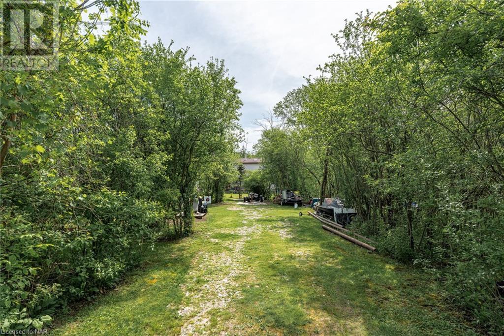 399 Bertie Bay Road, Fort Erie, Ontario  L2A 5M4 - Photo 46 - 40501876