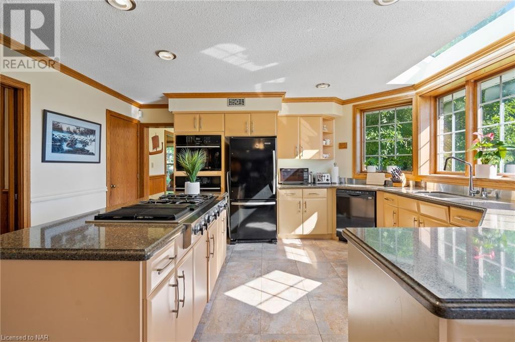 6572 January Drive, Niagara Falls, Ontario  L2J 4J4 - Photo 14 - 40495051
