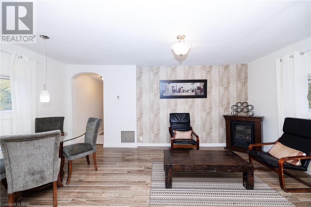 668 Dominion Road, Fort Erie, Ontario  L2A 1G6 - Photo 5 - 40502480