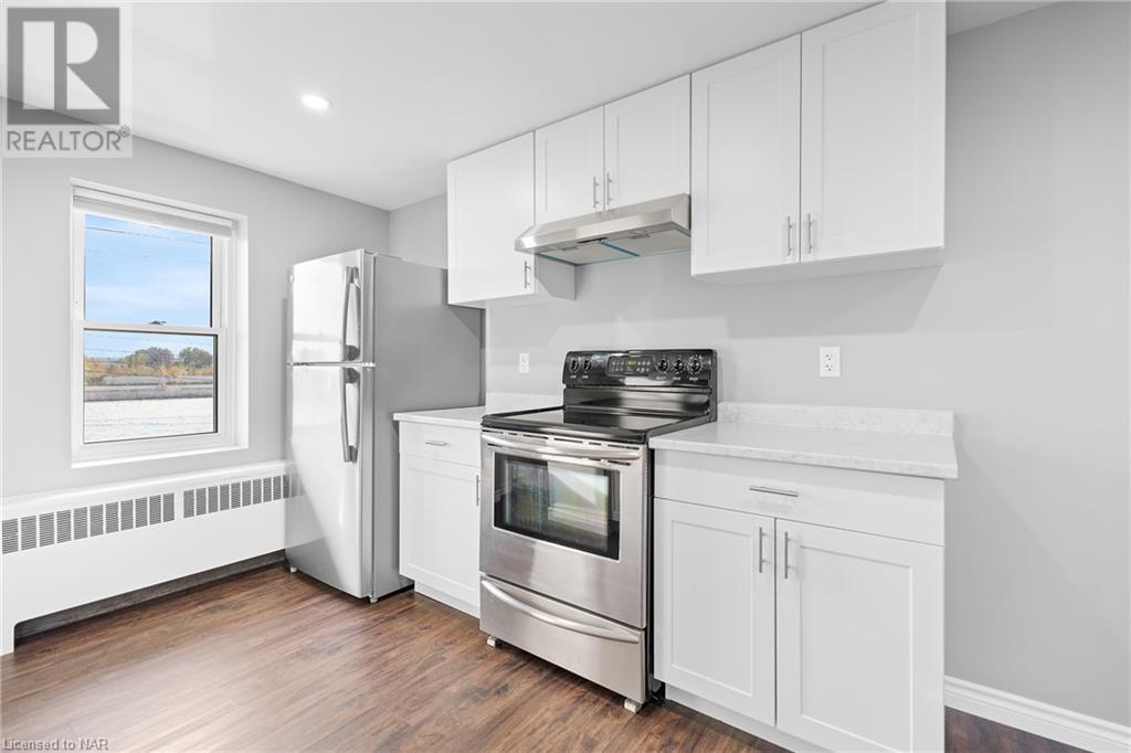 182 West Street Unit# Upper, Port Colborne, Ontario  L3K 4E2 - Photo 1 - 40500230