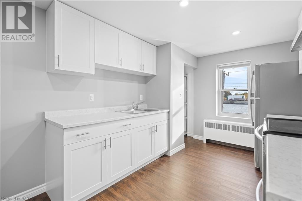 182 West Street Unit# Upper, Port Colborne, Ontario  L3K 4E2 - Photo 2 - 40500230