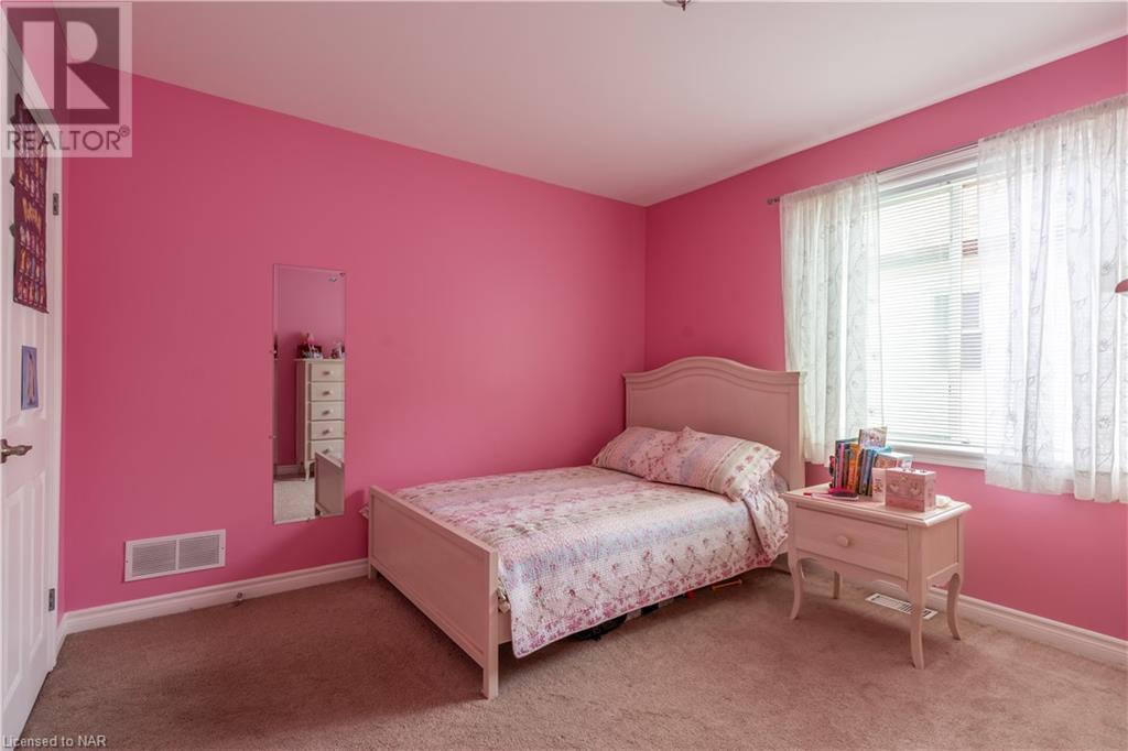 5397 Elm Street, Niagara Falls, Ontario  L2E 2V5 - Photo 8 - 40503325