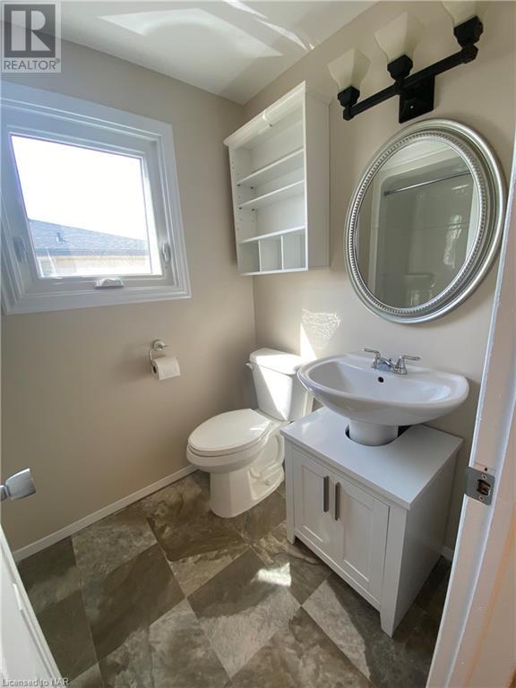 22 Fairlawn Crescent, Welland, Ontario  L3C 5Z3 - Photo 10 - 40503577