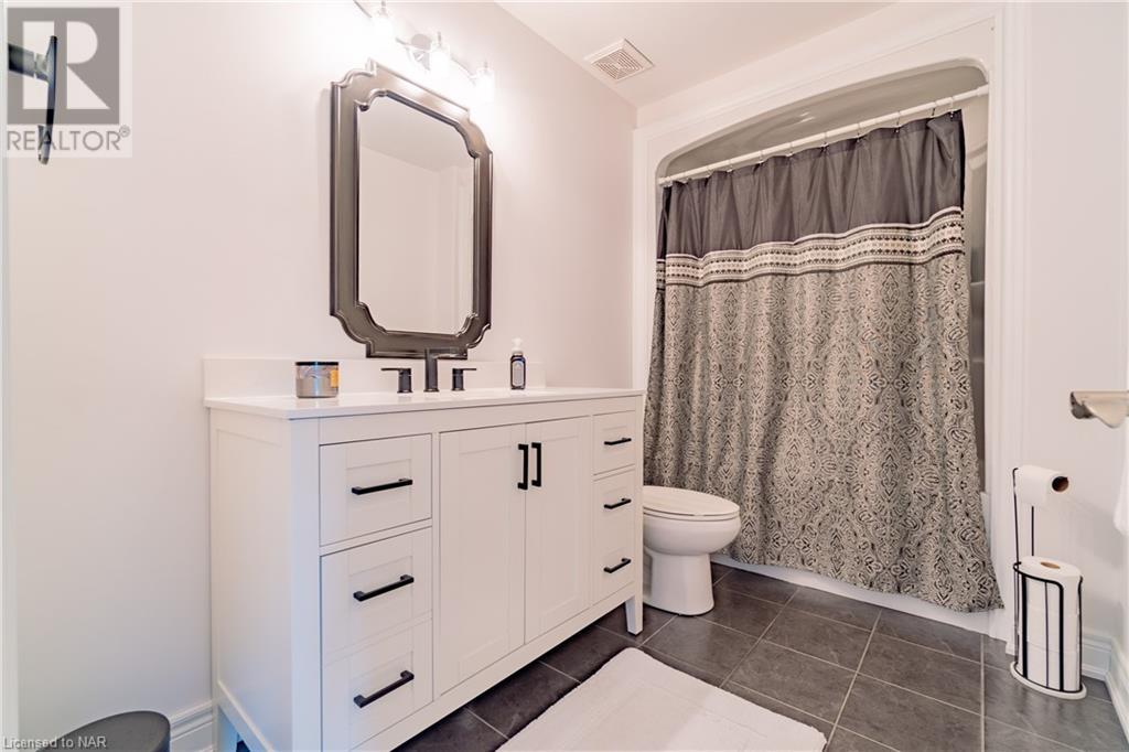 9148 Hendershot Boulevard, Niagara Falls, Ontario  L2H 0E3 - Photo 18 - 40503846
