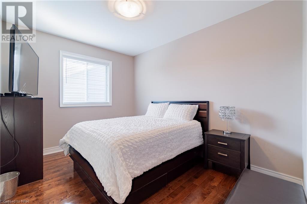 9148 Hendershot Boulevard, Niagara Falls, Ontario  L2H 0E3 - Photo 9 - 40503846