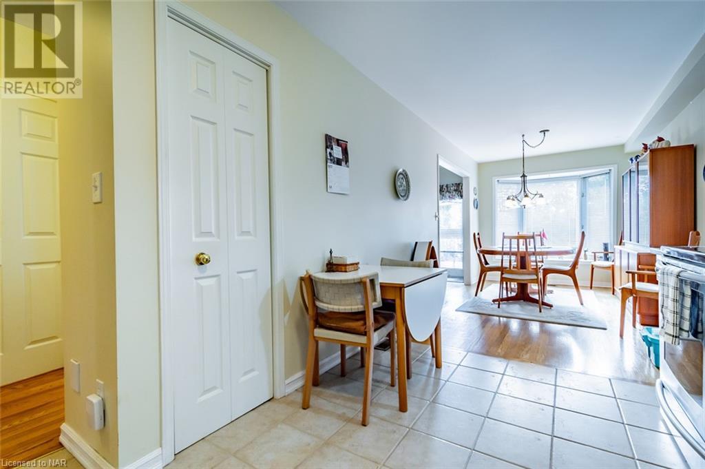 202 Lawrence Lane, Fonthill, Ontario  L0S 1E4 - Photo 9 - 40503248