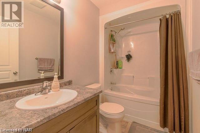60 Canterbury Drive Unit# 12, St. Catharines, Ontario  L2P 0E7 - Photo 13 - 40502179