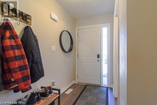 60 Canterbury Drive Unit# 12, St. Catharines, Ontario  L2P 0E7 - Photo 4 - 40502179