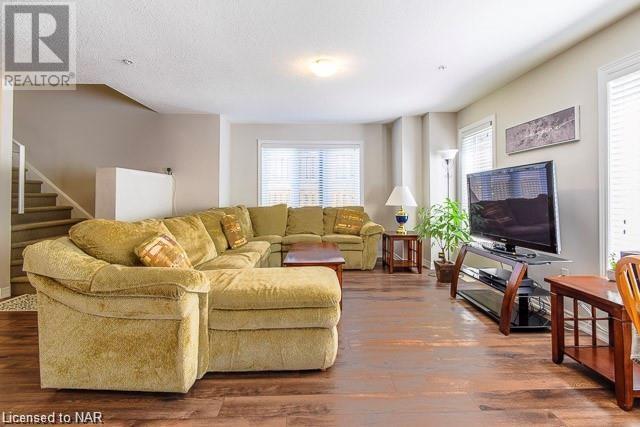 60 Canterbury Drive Unit# 12, St. Catharines, Ontario  L2P 0E7 - Photo 8 - 40502179