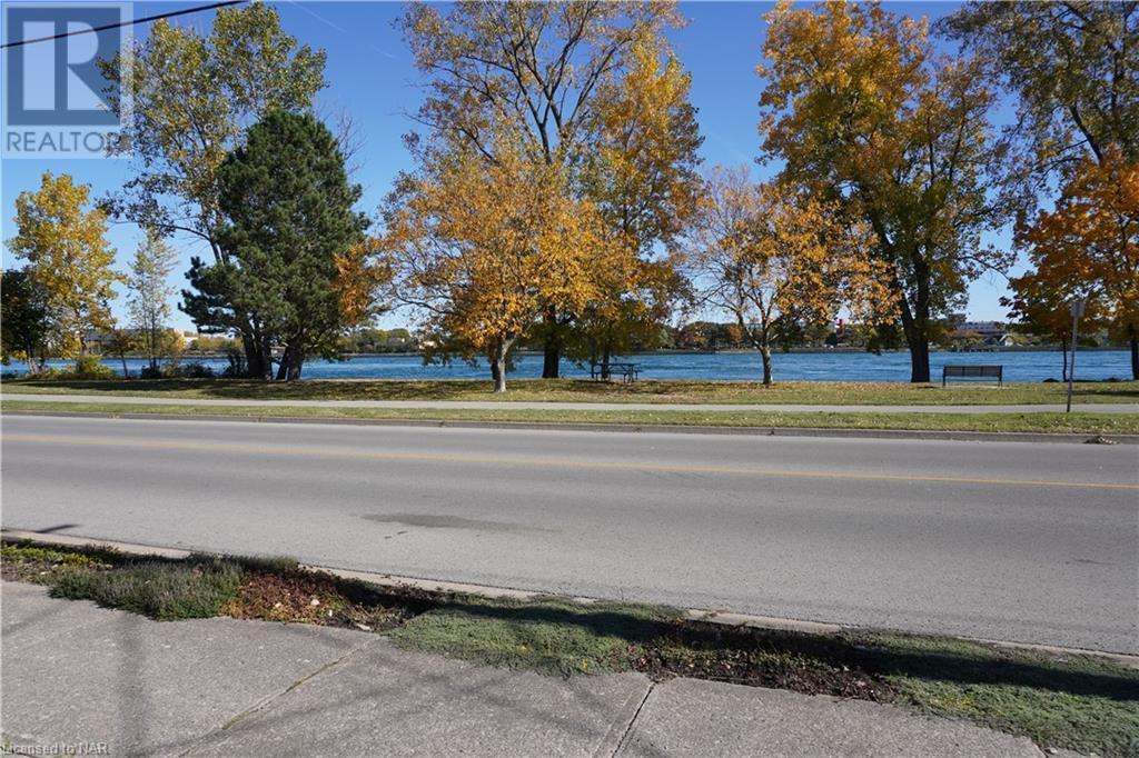 213 Niagara Boulevard, Fort Erie, Ontario  L2A 3G8 - Photo 12 - 40504006