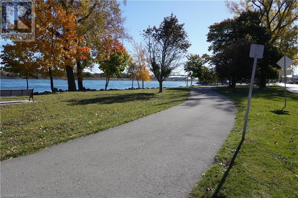 213 Niagara Boulevard, Fort Erie, Ontario  L2A 3G8 - Photo 13 - 40504006