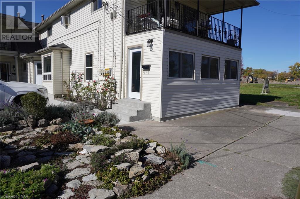 213 Niagara Boulevard, Fort Erie, Ontario  L2A 3G8 - Photo 2 - 40504006