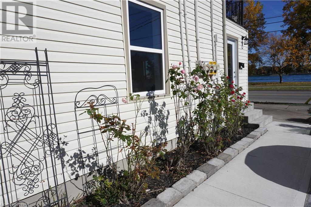 213 Niagara Boulevard, Fort Erie, Ontario  L2A 3G8 - Photo 4 - 40504006