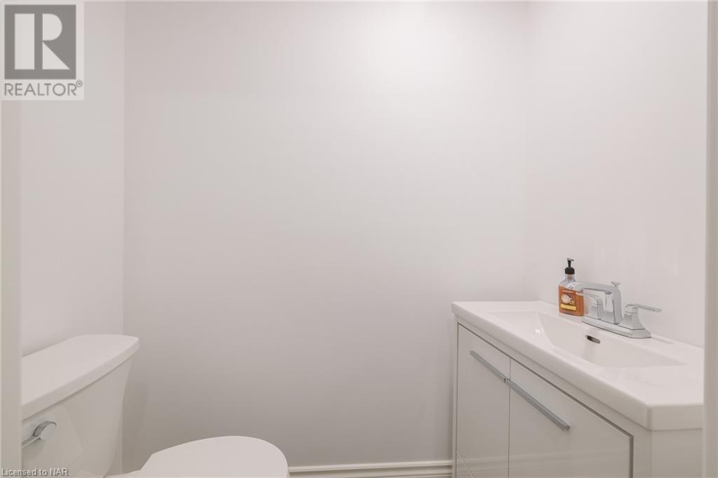 9284 Shoveller Drive, Niagara Falls, Ontario  L2H 0M4 - Photo 34 - 40503057