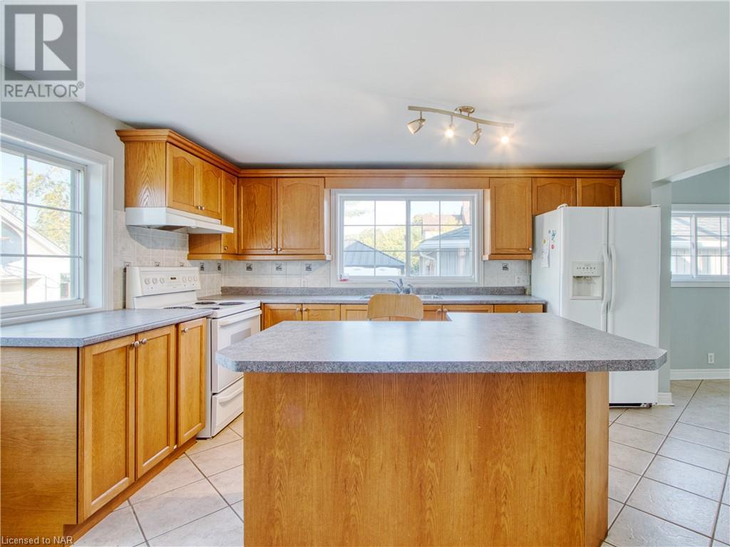 11 Hazel Street, St. Catharines, Ontario  L2T 1E2 - Photo 12 - 40504441