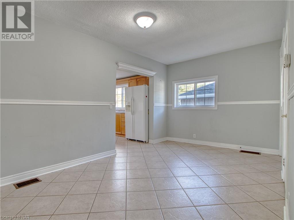 11 Hazel Street, St. Catharines, Ontario  L2T 1E2 - Photo 18 - 40504441