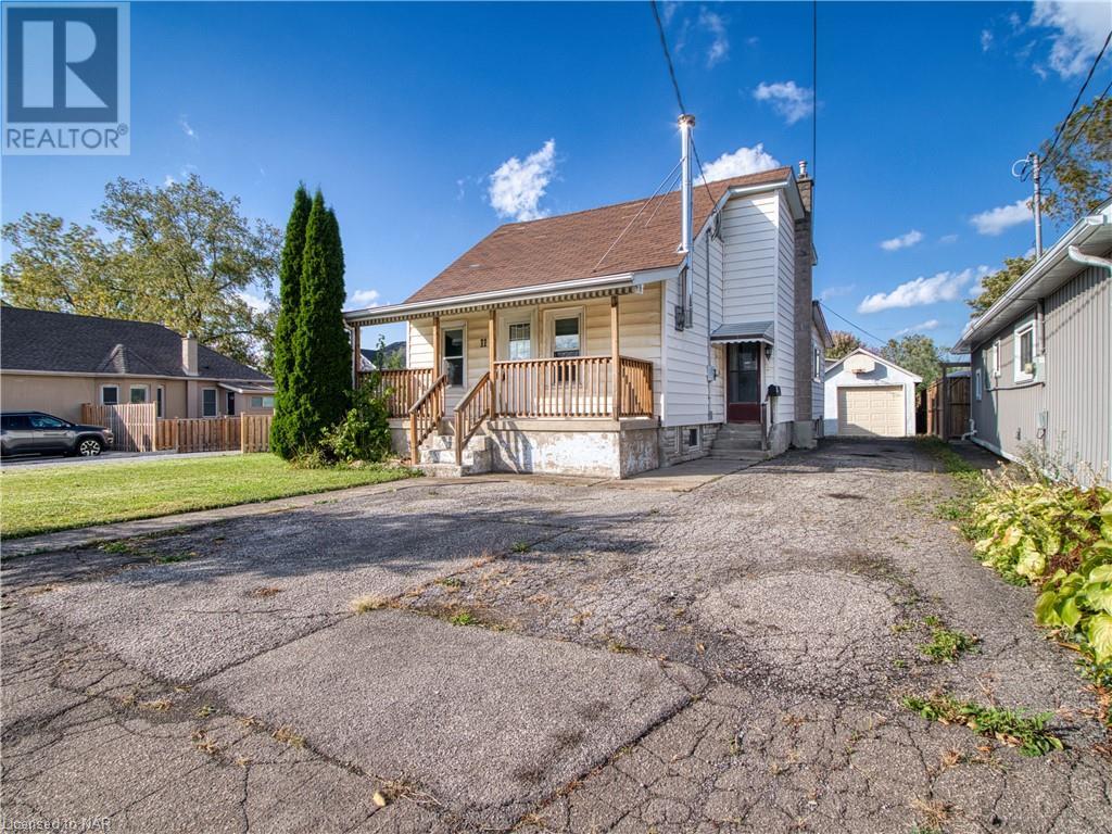 11 Hazel Street, St. Catharines, Ontario  L2T 1E2 - Photo 2 - 40504441