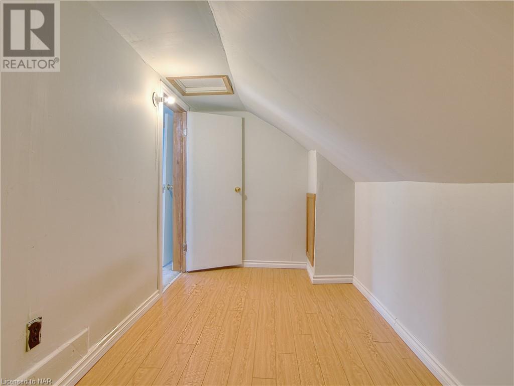 11 Hazel Street, St. Catharines, Ontario  L2T 1E2 - Photo 26 - 40504441
