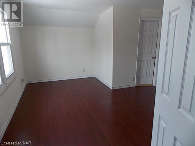 4552 First Avenue, Niagara Falls, Ontario  L2E 4G4 - Photo 10 - 40504976