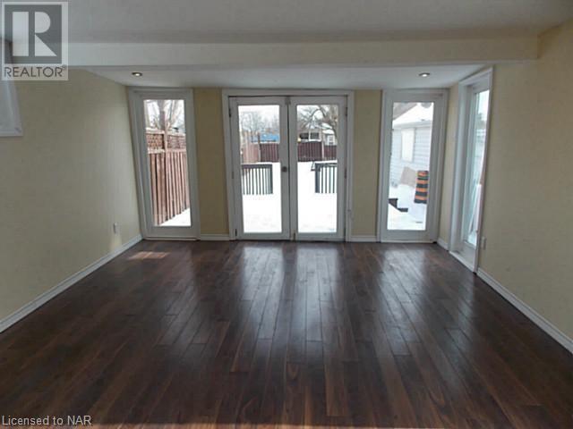4552 First Avenue, Niagara Falls, Ontario  L2E 4G4 - Photo 5 - 40504976