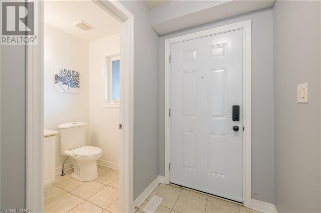 6254 Ash Street, Niagara Falls, Ontario  L2G 2H5 - Photo 6 - 40505105