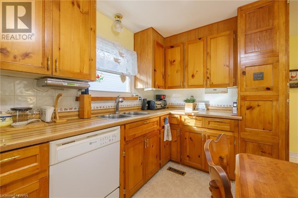 273 Grantham Avenue, St. Catharines, Ontario  L2M 4Z8 - Photo 13 - 40504633