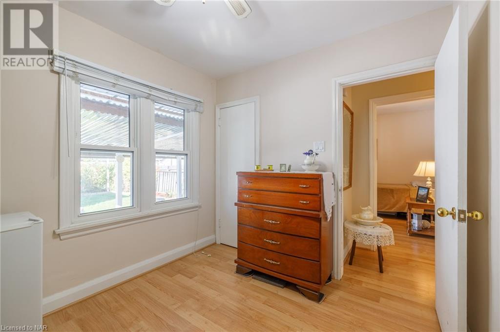273 Grantham Avenue, St. Catharines, Ontario  L2M 4Z8 - Photo 23 - 40504633