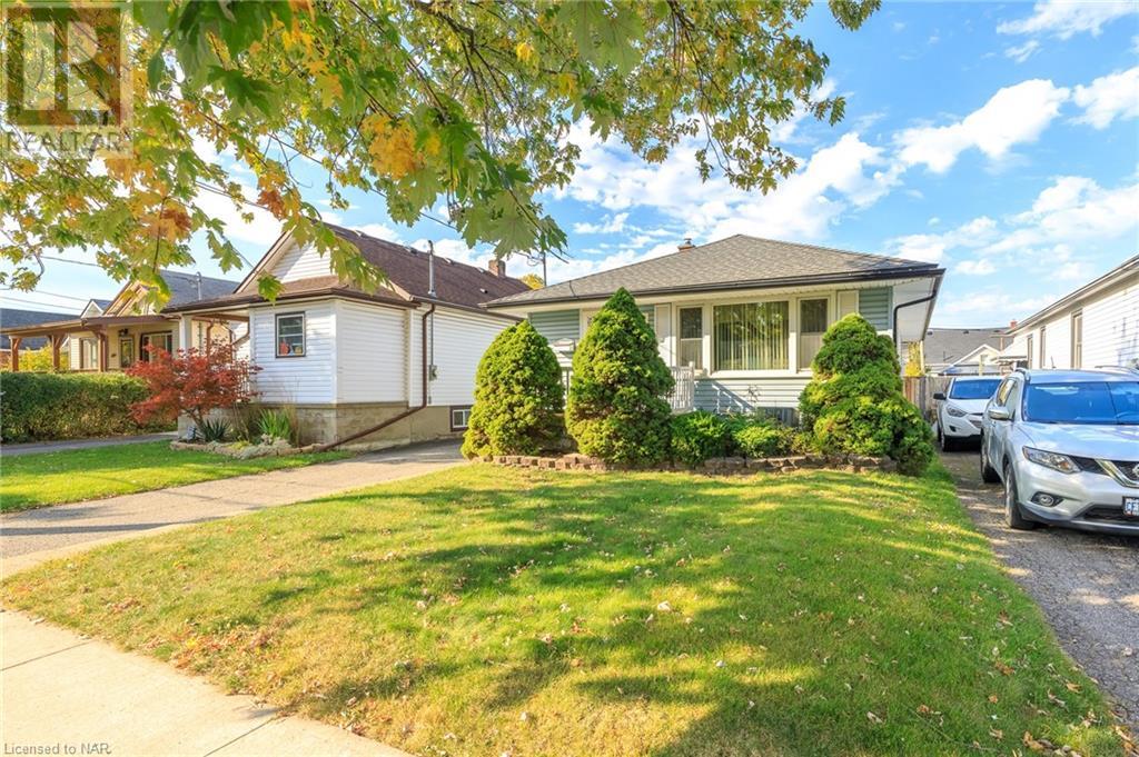 273 Grantham Avenue, St. Catharines, Ontario  L2M 4Z8 - Photo 4 - 40504633