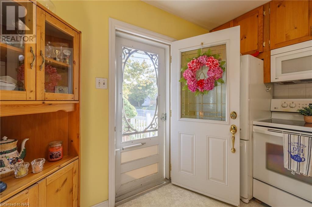 273 Grantham Avenue, St. Catharines, Ontario  L2M 4Z8 - Photo 8 - 40504633