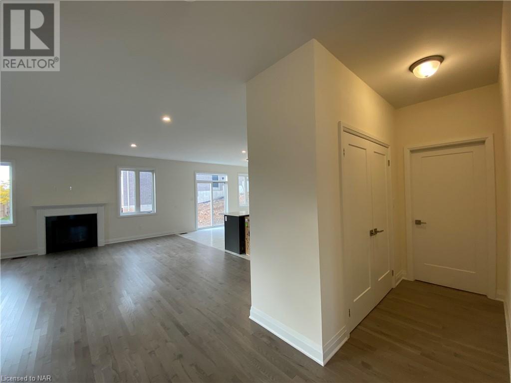29 Oriole Crescent, Port Colborne, Ontario  L3K 6E2 - Photo 5 - 40501760