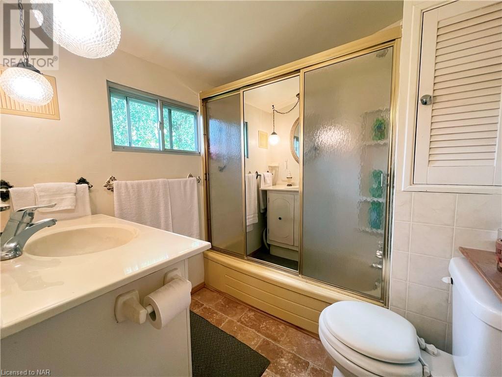 175 York Street, St. Catharines, Ontario  L2R 6G1 - Photo 10 - 40503549