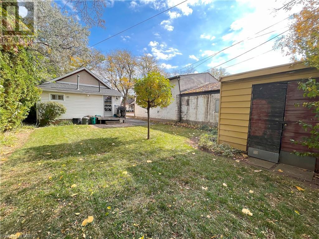 175 York Street, St. Catharines, Ontario  L2R 6G1 - Photo 5 - 40503549