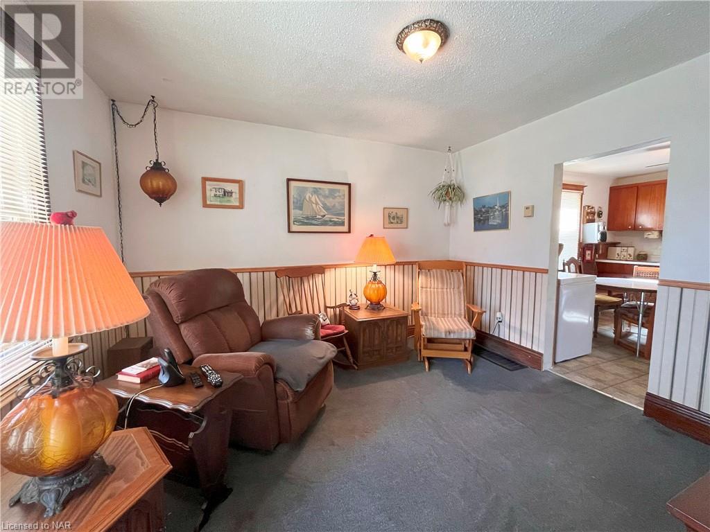 175 York Street, St. Catharines, Ontario  L2R 6G1 - Photo 6 - 40503549