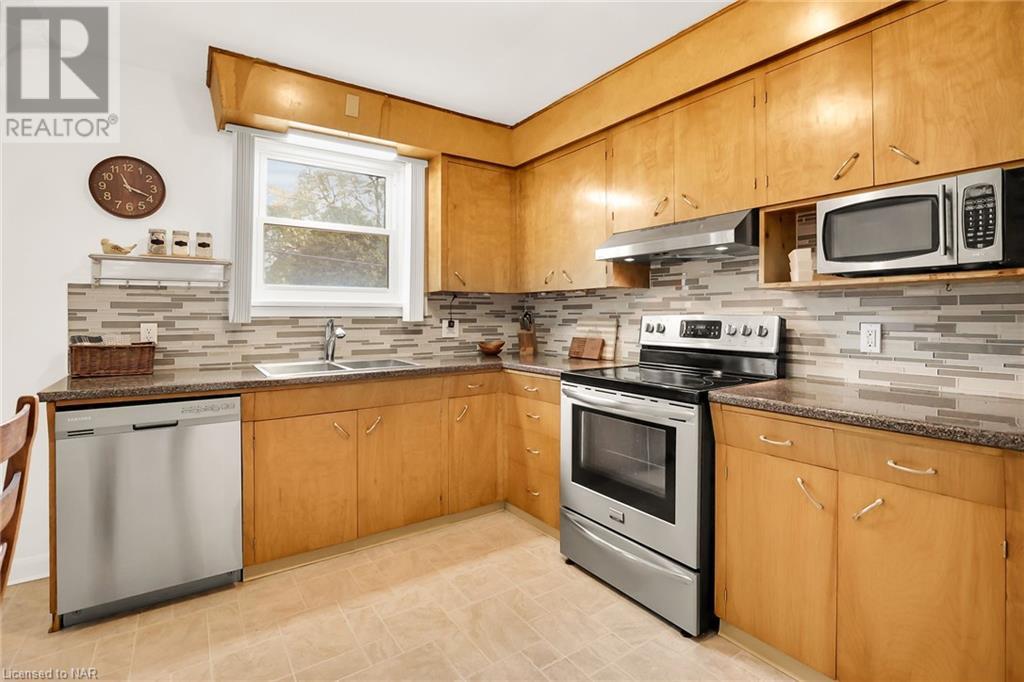 4935 Portage Road, Niagara Falls, Ontario  L2E 6B2 - Photo 11 - 40500089