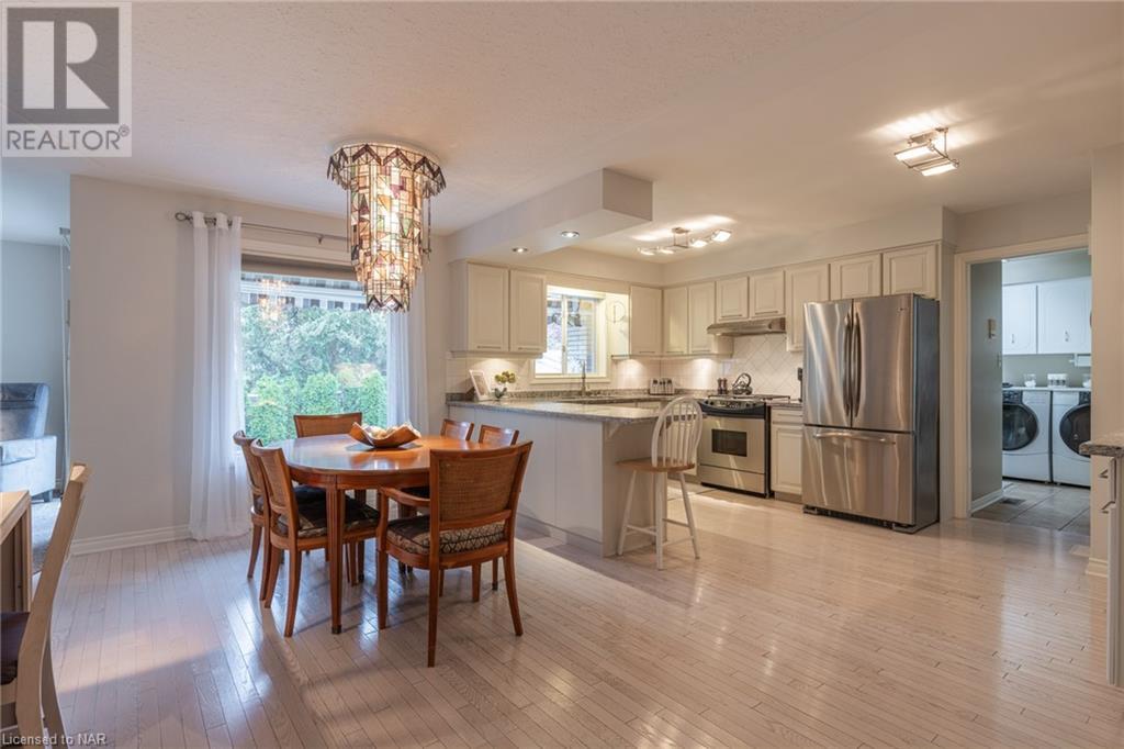 15 Woodgarden Court, St. Catharines, Ontario  L2M 7C9 - Photo 12 - 40505728