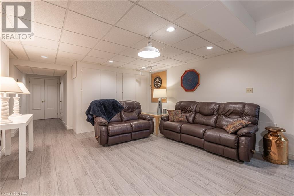15 Woodgarden Court, St. Catharines, Ontario  L2M 7C9 - Photo 28 - 40505728