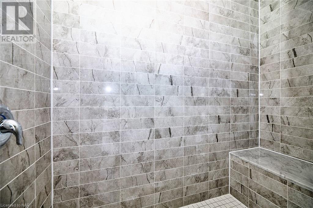 7423 Sandy Ridge Common, Niagara Falls, Ontario  L2G 3L9 - Photo 26 - 40504694