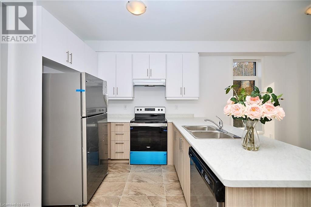 7423 Sandy Ridge Common, Niagara Falls, Ontario  L2G 3L9 - Photo 8 - 40504694