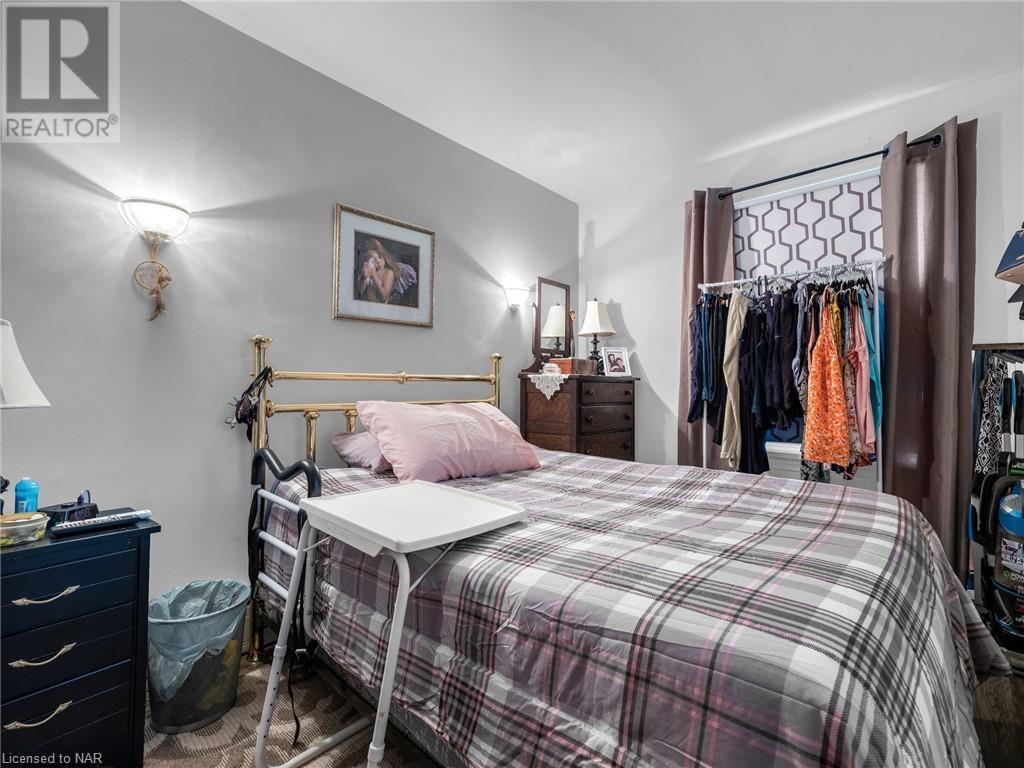 160 Welland Avenue, St. Catharines, Ontario  L2R 2N6 - Photo 7 - 40505989